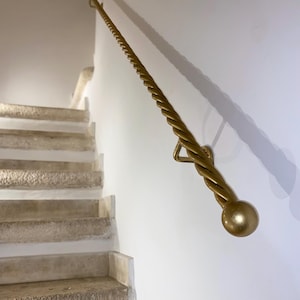 Złota poręcz z kutego żelaza – model Liberty – średnica 30 mm – długość 50–400 cm – wyprodukowano we Włoszech – elegancki design