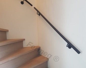 Handrail in handcrafted wrought iron from 50 cm to 500 cm diameter 33 mm Modern linear model - Made in Italy