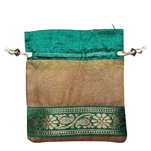 Green/Gold Gift Bag