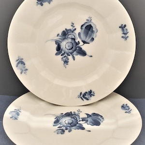 Set of 2 Royal Copenhagen Blue Flowers Salad Plates (8500)