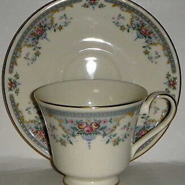 Set of 4 Royal Doulton Juliet Cup & Saucers