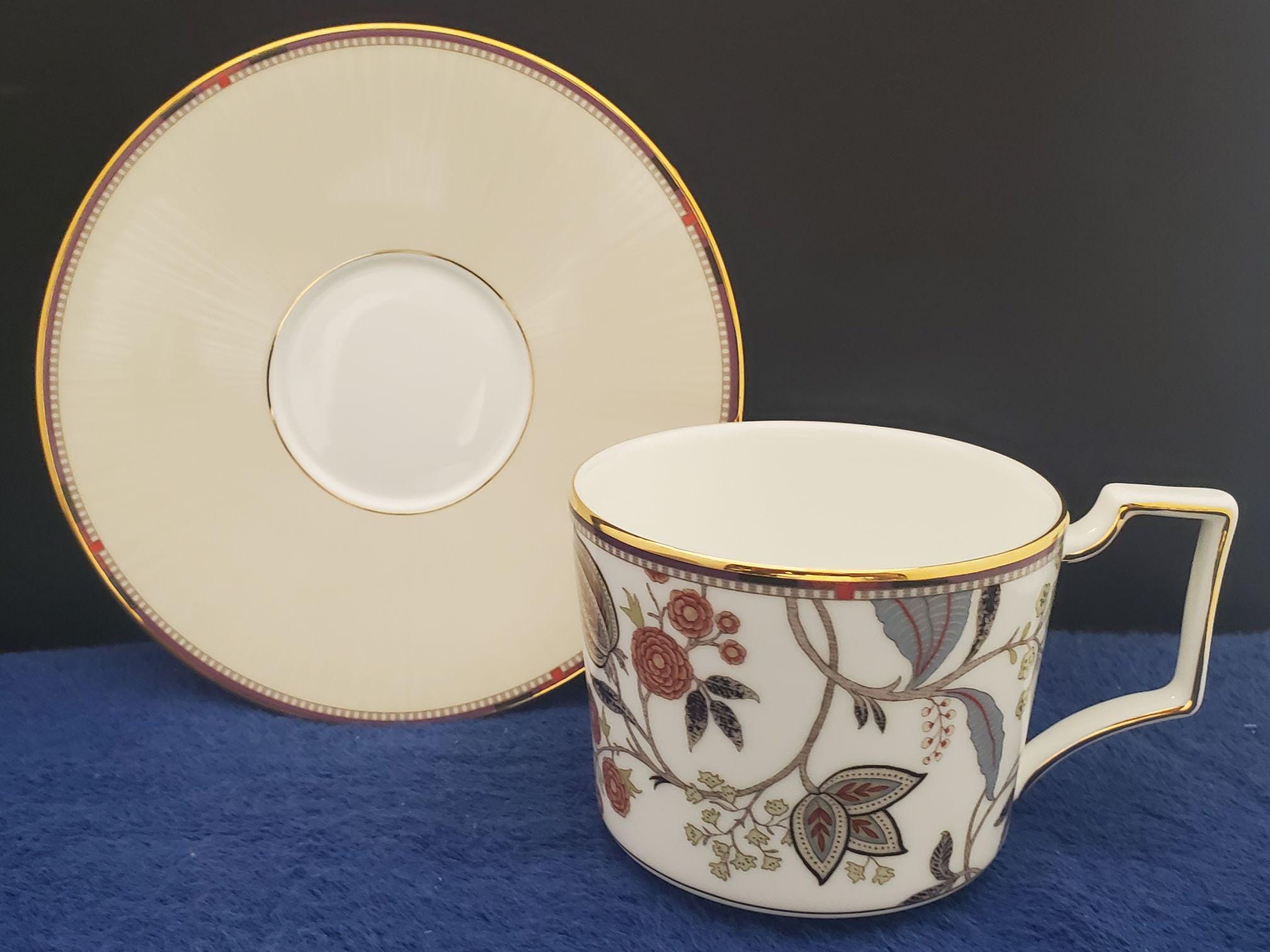 ４点 新品 ウェッジウッド パシュミナ カップ＆ソーサー 大皿 取り皿 4点 新品 ウェッジウッド パシュミナ カップ＆ソーサー 大皿 取り皿
