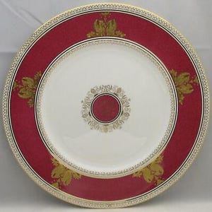 Wedgwood Columbia Powder Ruby (Rim and Center) Luncheon Plate