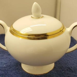 Wedgwood California Zuckerdose mit Deckel