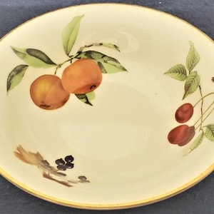 Royal Worcester Evesham Gold Rim Cereal Bowl