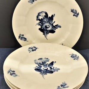 Set of 4 Royal Copenhagen Blue Flowers Dinner Plates (8549)