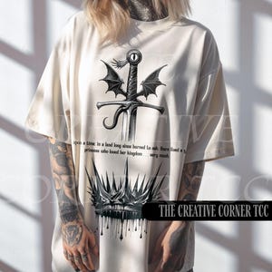 Throne of Glass Shirt,  Fireheart Shirt, Throne Of Glass Tshirt, Terrasen, ACOTAR Shirt, TOG Merch, Bookish Gift, Booktok, Aelin Galathynius