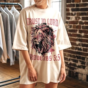 Trust in the Lord Shirt, Christian Tshirts, Christian Streetwear, Jesus, Christian Gifts, Bible Verse Apparel, Gift For Her, Faith Tee