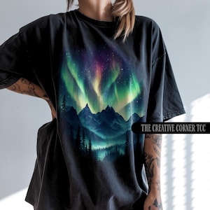 Northern Lights Shirt, Iceland Tshirt, Iceland shirts, Mountains Tshirt, Outdoor Nature Shirt, Northern Lights, Graphic Tee, Aurora Borealis