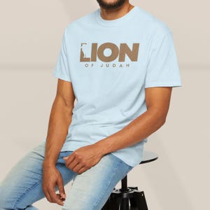 Löwe von Jehuda Shirt für Männer, christliches Männer-T-Shirt, christlicher Vintage Merch, Jesus-Hemd, Herrenbibel-Vers-Hemd Geschenke für ihn, Streetwear Bild 7