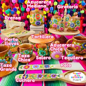Handpainted Wooden Kitchen Accessories / Cocina Mexicana / Mexican Kitchen / Servilletero Prensa Tazas de Madera