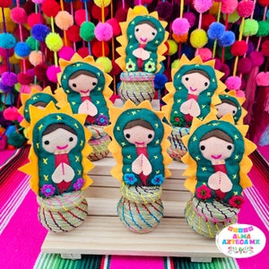 Handgemaakte Mexicaanse Virgen Geborduurde Sieraden Mand / Virgensita Home Decor / Boho Desert / Virgen Mary Basket