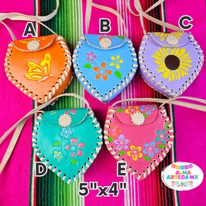 Mini Heart Leather Purse / Little Girls Bag Kids Handbag / Handmade Mini Bag / Bolsa Artesanal