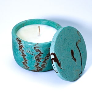 EVERGREEN - Scented Soy-Wax Candle in Concrete Vessel