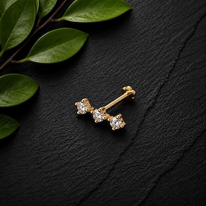 14k Gold Internal Thread Trinity CZ Stone Top With Internal Thread Flower Back Labret Bar.