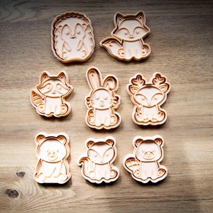 クッキー カッター 森の動物たち ロット 8 クッキー カッター ハリネズミ キツネ ウサギ クマ トナカイ ドウ ビーバー