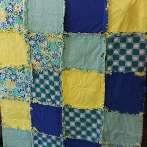 Floral rag quilt
