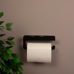 Durable Self-adhesive Paper Towel Holder That Can Be Used Under Cabinets,  In Bathrooms And Kitchens - Easy To Install, No Drilling Required - Keep  Your Bathroom And Kitchen Neat