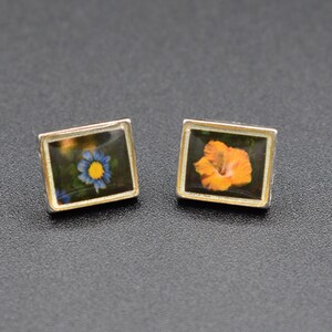 Pendientes de botón desiguales con encanto italiano