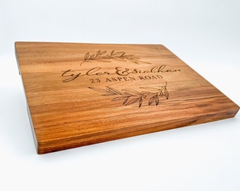 Engraved Cutting Board, Housewarming Gift, Personalized Cutting Board, Christmas Gift, Kitchen Gift, Gift for Couples, Wedding Gift