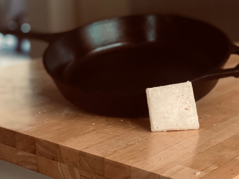 Frontier Gator Foam, Natural Cast Iron and Grill Scrubber Soap