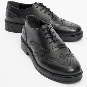 Avra - Black Leather Oxford Shoes (Women)