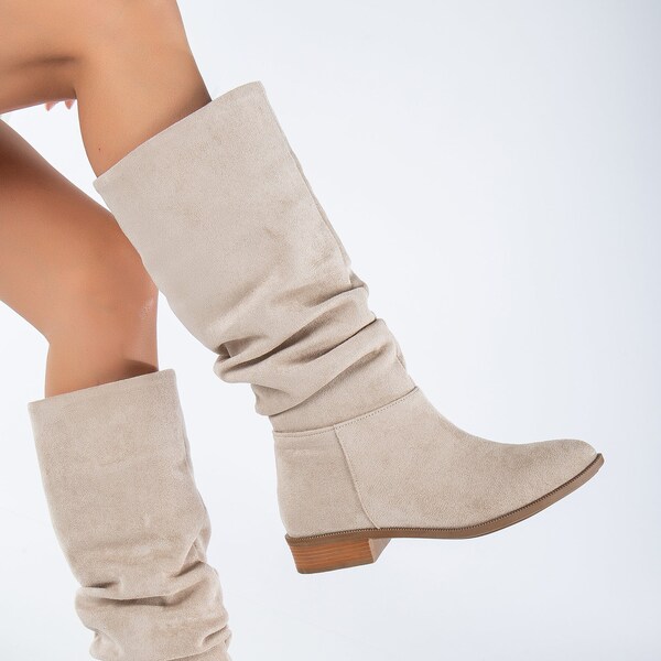 Bottes hautes aux genoux, bottes beiges, bottes hautes aux genoux beiges, bottes pour femmes, bottes en daim beige, bottes hautes, bottes longues, bottes beiges longues, bottes décontractées