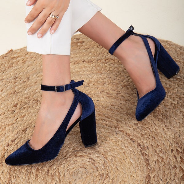 Chaussures de mariage bleu, talons en velours bleu, chaussures de mariage, chaussures en velours bleu, chaussures de mariage bleu marine, talons en velours bleu, talons hauts en velours bleu