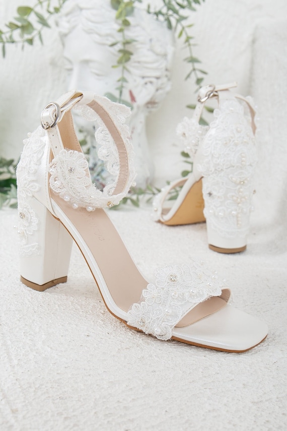 Shoe clearance lace heels
