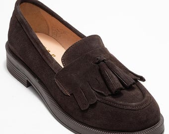 Women’s Brown Suede Tassel Loafers, Handmade Classic Flat Shoes, Modern Elegant Style, Everyday Comfort, Gift for Her