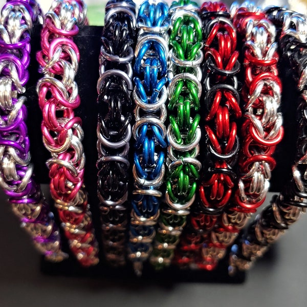 Aangepaste Byzantijnse maliënkolderarmband - 2-kleurig ontwerp Lichtgewicht geanodiseerd aluminium - Gepersonaliseerde kleuren