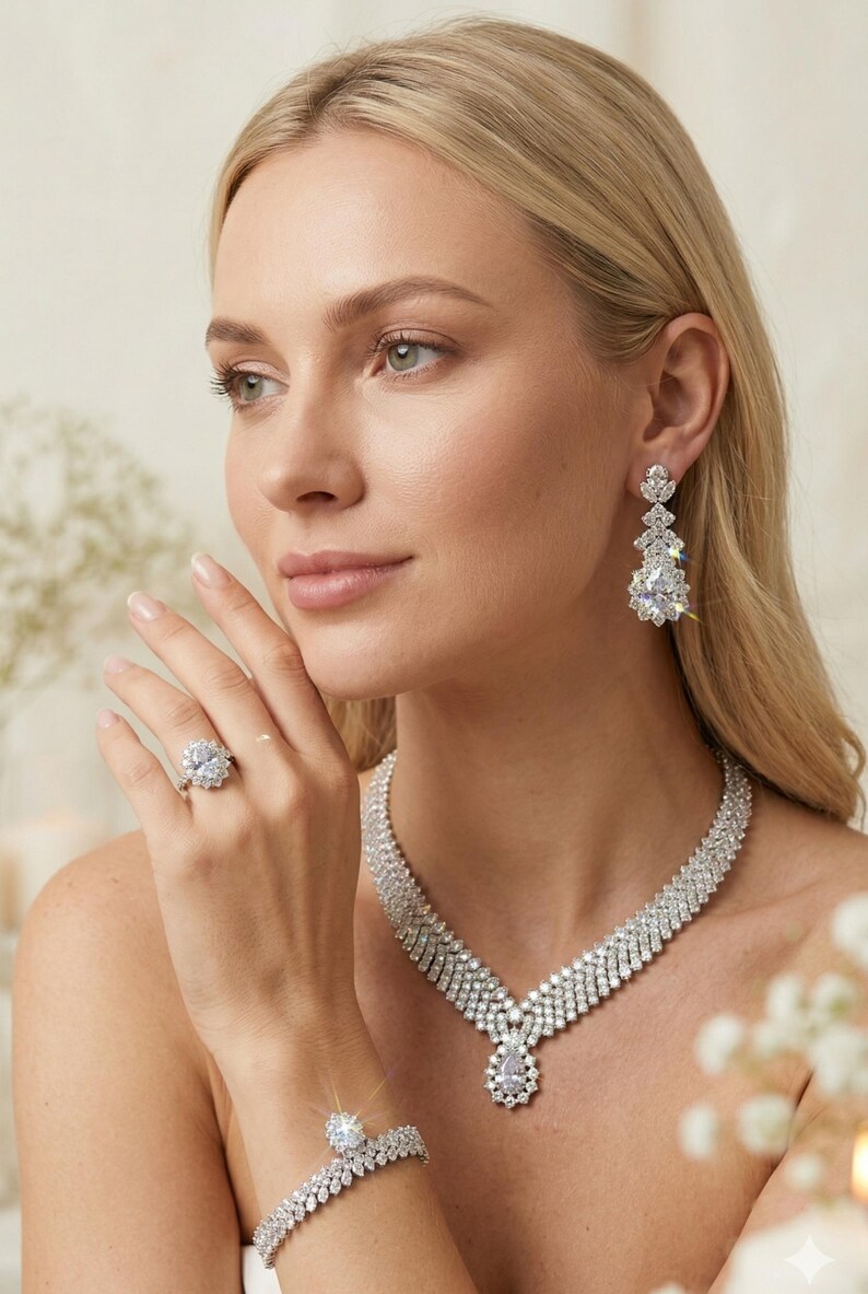 crystal-bridal-jewelry-set-silver-necklace-earrings-bracelet-cubic