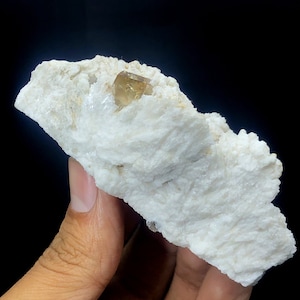 パキスタン スカルドゥ産 ライトピンクトパーズ原石 パキスタン スカルドゥ産 ライトピンクトパーズ原石 【公式通販】