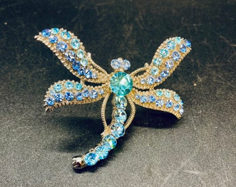 Swarovski Crystal Elegant Aqua Blue DRAGONFLY Bridal Wedding Pin