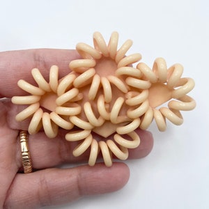 Vintage Twisted Celluloid Early Plastics Oldie Brooch