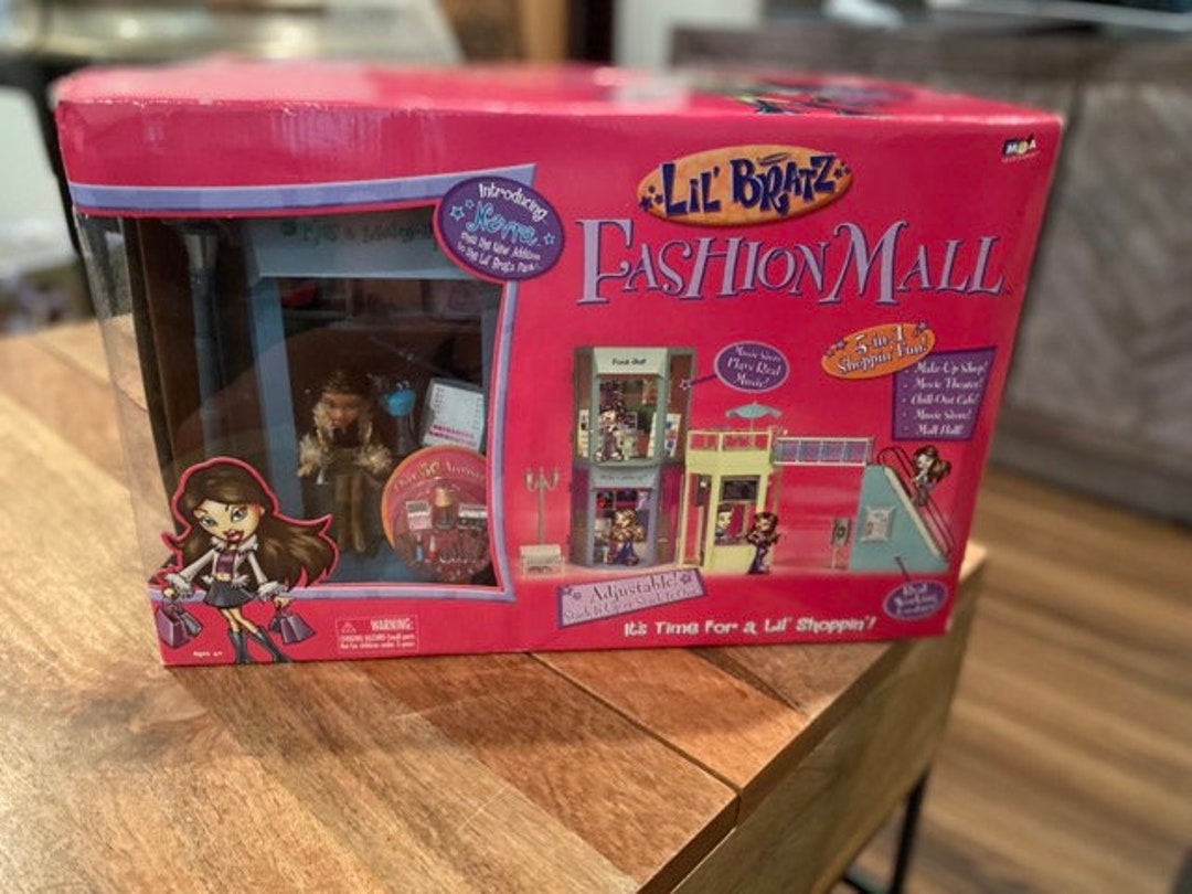 Vintage 2003 Unopened Lil Bratz Fashion Mall Play Set, Includes Lil