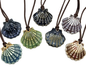 Adjustable Ceramic Scallop Shell Necklace