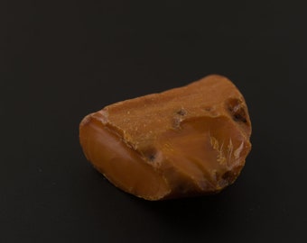 Natural raw Baltic amber, special gift, unique amber stone, unpolished amber, 13,3 grams