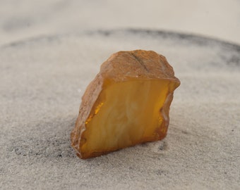 Natural raw Baltic amber, special gift, unique amber stone, 17,7 grams