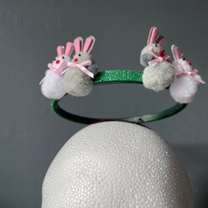 Children&#39;s floating easter bunny halo
