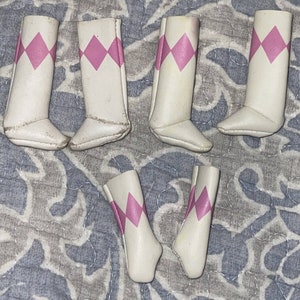 VTG 1994 Bandai Mighty Morphin Power Rangers Pink 2 Pair Of Boots & 1 Pr Gloves