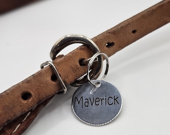 Hunde- und Haustier-ID-Marken, benutzerdefinierte Hochleistungsgravuranhänger, Pferdezaumhalfter Anhänger