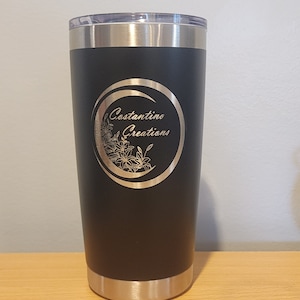 Vaso personalizado grabado, su logotipo, vaso aislado de acero inoxidable con tapa, taza de bebida de café con logotipo de 20 oz, vaso grabado con láser
