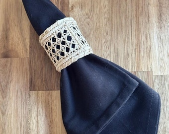 Large Coin Napkin Ring Style, Iraca Straw Napkin Ring, Handmade Napkin Ring from Colombia , wedding table, party decor