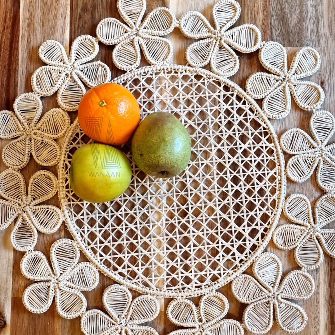 Lena Placemat Style, Handmade Iraca Palm Placemat, Table Decoration