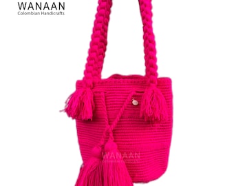 Small Wayuu Mochila Bag – Handmade Colombian Boho Purse – Ethnic Crossbody Bag – Tribal Festival Bag  Unique Artisan Gift – Boho hippie bag
