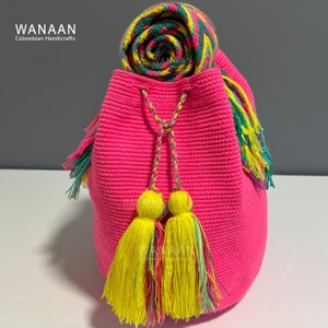 Large mochila bag / Neon Pink / Handmade Crochet Crossbody / Boho / Mochila de coleccion / beach bag / Mochila Wayuu / Gift / Purse / Tote