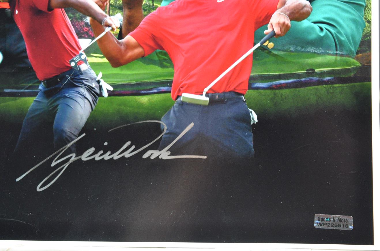 TIGER WOODS Signed Photo - Eldrick Tont 