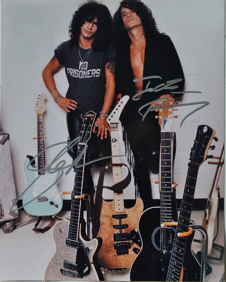 ★ 直筆サイン入り Joe Perry (AEROSMITH) 自伝 初版 ☆ 直筆サイン入り Joe Perry (AEROSMITH) 自伝 初版 - メルカリ