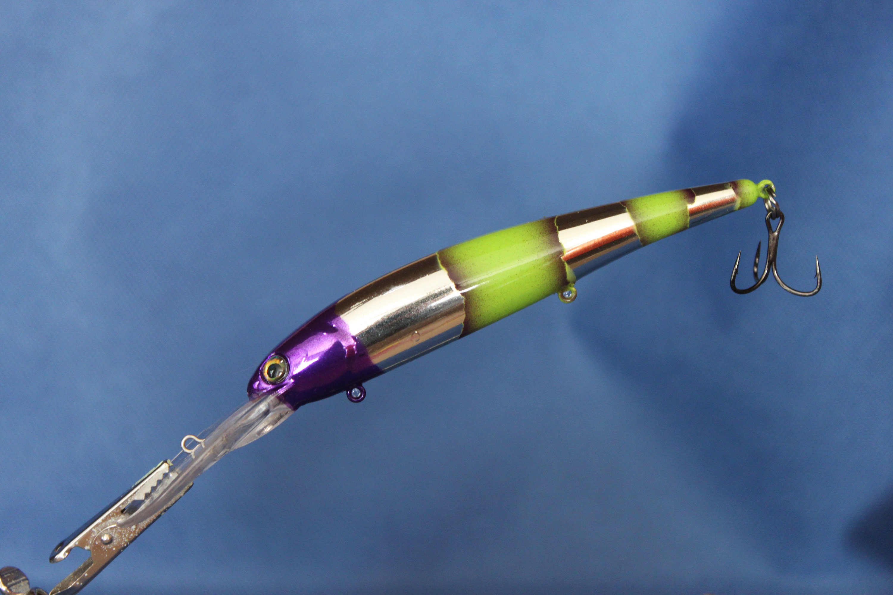Custom Painted Small Shallow Diving Crankbait 